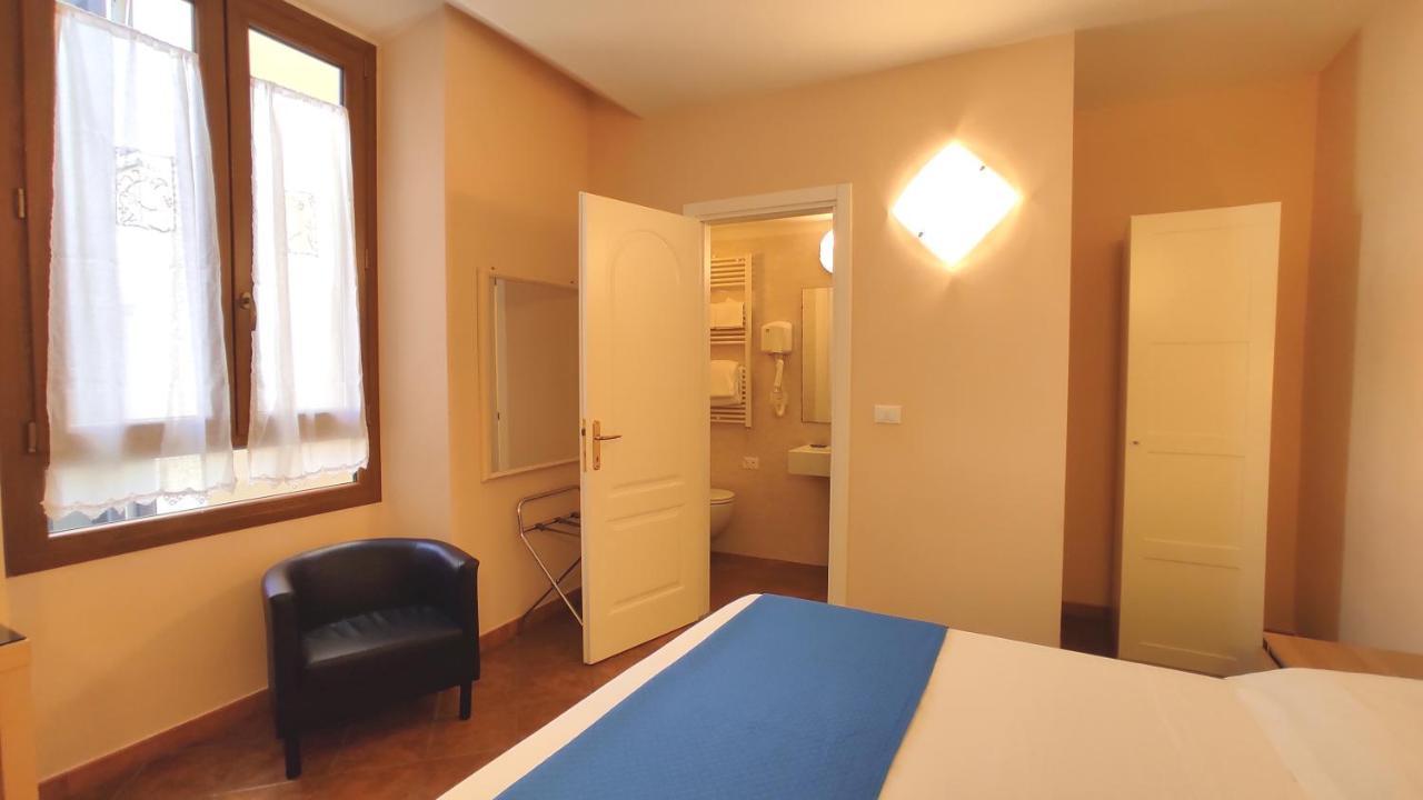 Hotel Rita Major Florence Luaran gambar